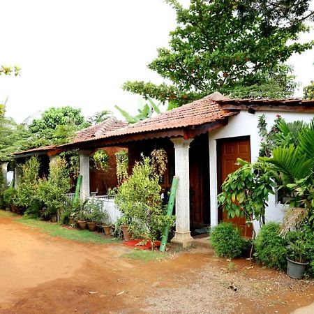 Niyati Home Stay 戈卡尔纳 外观 照片
